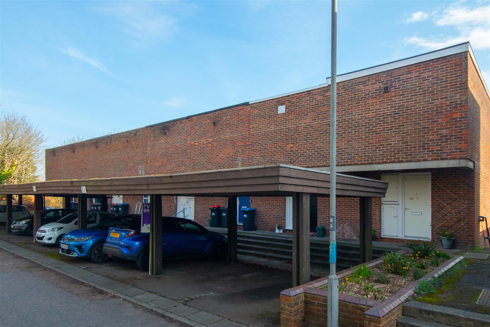 1 bed property in Old Groveway, Milton Keynes